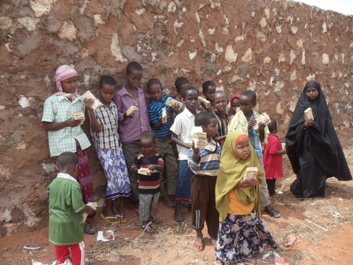 kids with shabaab ramadan money